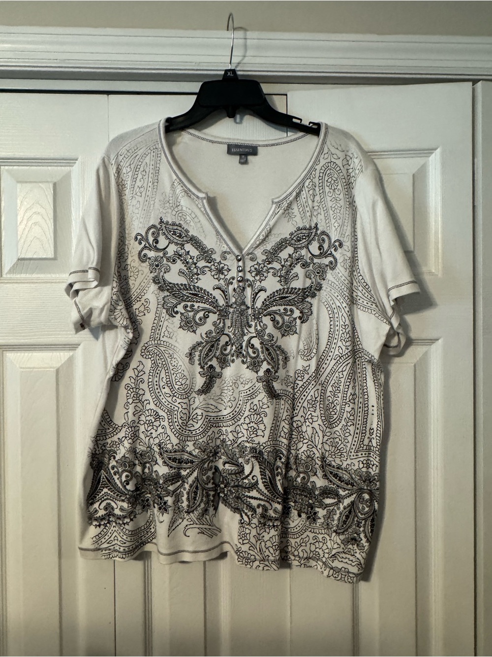 Essentials Cream Short Sleeve Paisley Embellished Top